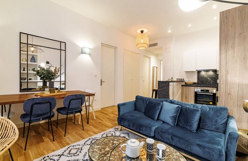 Carabacel Apartment | Lovely 2 Bdr Heart of the Old Town