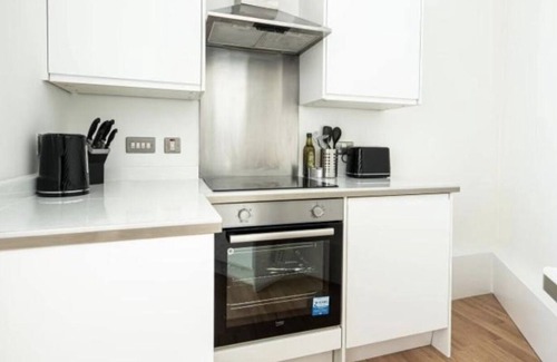 Bristol Floating Harbour Apartment | Lovely 2 bedroom apartment in Central Bristol