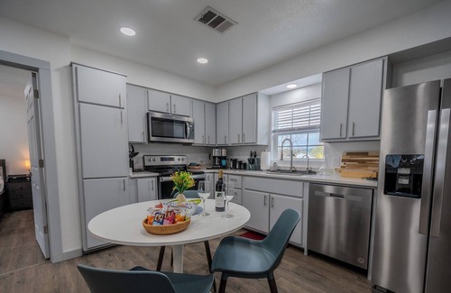 Johnson City House | Lovely 2-bedroom house in Johnson City, walking distance to downtown.