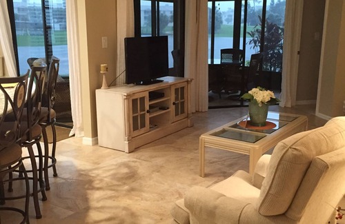 Biggar Condo | Lovely 3-bedroom condo in Fort Myers with AC, WiFi