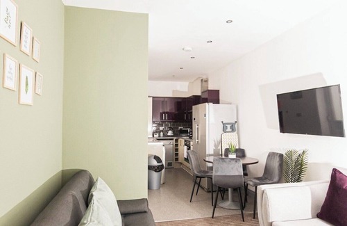 Sunderland Apartment | Lovely 3 bedroom flat sleeps 5