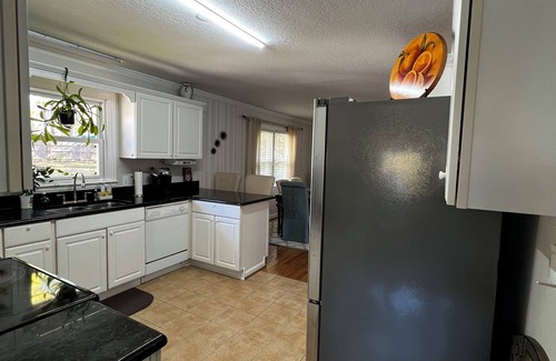 Wade Hampton House | Lovely 3-bedroom Home In Greenville!