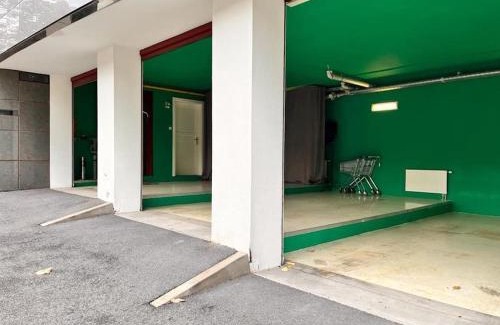 Prague 5 Apartment | Lovely 3BD - Rooftop - Jacuzzi&Sauna