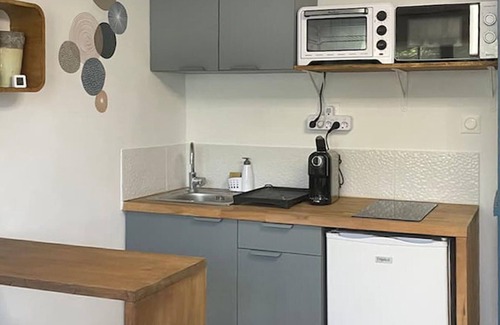 Saint-Hippolyte-du-Fort Apartment | Lovely apartment in Saint-Hippolyte-du-For