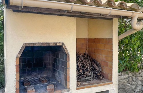 Saint-Hippolyte-du-Fort Apartment | Lovely apartment in Saint-Hippolyte-du-For