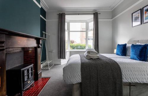 Darlington House | Lovely And Spacious 4 Br Home
