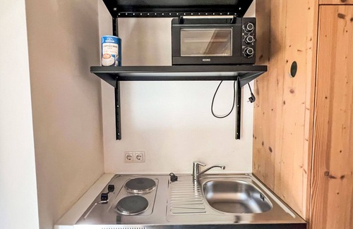 Oberndorf in Tirol Apartment | Lovely apartment for 2 people with WIFI, TV and balcony