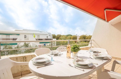 La Petite Motte Apartment | Lovely apartment for 6 guests with WIFI, TV, terrace and pets allowed