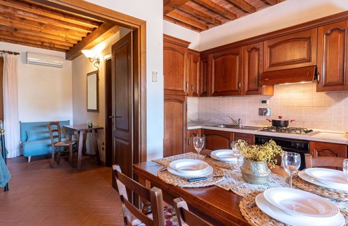 La Pesta House | Lovely apartment in villa for 2 people with WIFI, A/C, TV, terrace and pets allowed