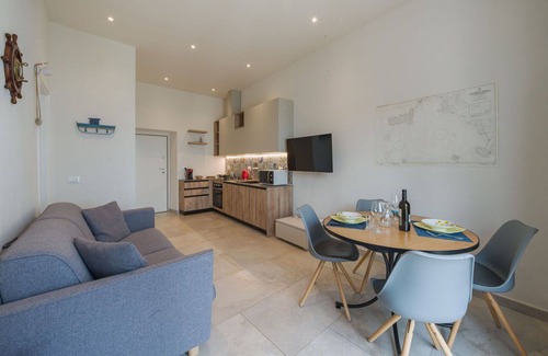 Stazzema Apartment | Lovely apartment for 4 guests with A/C, WIFI, TV and terrace