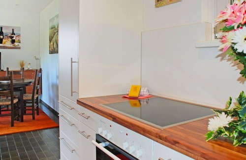 San Nazzaro Apartment | Lovely apartment for 5 people with WIFI, pool, TV, patio, pets allowed and panoramic view