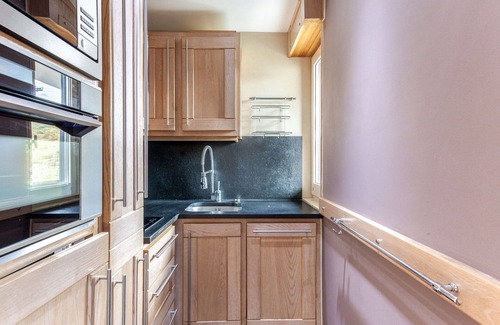 Tignes Apartment | Lovely apartment for 6 people with WIFI, TV and balcony