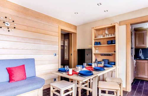 Tignes Apartment | Lovely apartment for 6 people with WIFI, TV and balcony