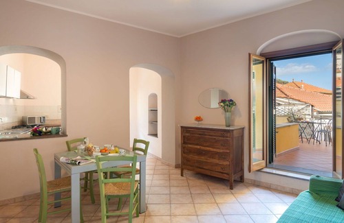 Boscomare Apartment | Lovely apartment for 4 people with WIFI, TV, terrace and panoramic view