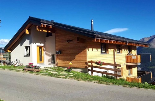 Bettmeralp Apartment | Lovely apartment for 5 guests with WIFI and TV