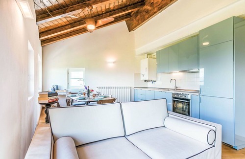 Montalcino Apartment | Lovely apartment for 6 people with WIFI, pets allowed and panoramic view