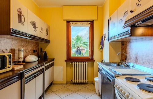 Valsolda Apartment | Lovely apartment for 6 guests with WIFI, TV, balcony and pets allowed