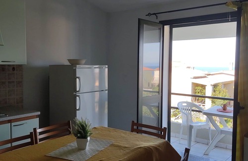 La Ciaccia Apartment | Lovely apartment for 6 people with WIFI, pool, TV and balcony, close to Castelsardo