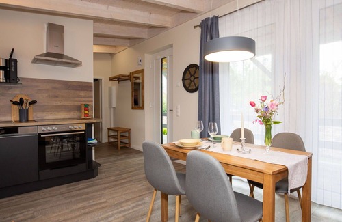 Osten Apartment | Lovely apartment for 2 guests with WIFI, TV and terrace