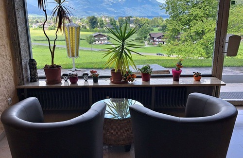 Strobl Apartment | Lovely apartment for 4 guests with WIFI, TV and patio