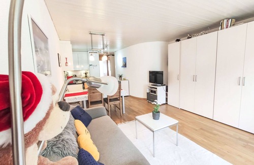 Davos-Dorf Apartment | Lovely apartment for 4 guests with WIFI, TV and balcony