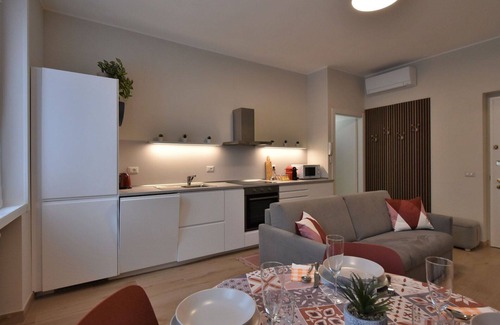 Centro Direzionale Apartment | Lovely apartment for 4 people with A/C, WIFI and TV