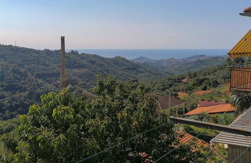 Vasia Apartment | Lovely apartment for 7 guests with WIFI, TV, terrace, pets allowed and panoramic view