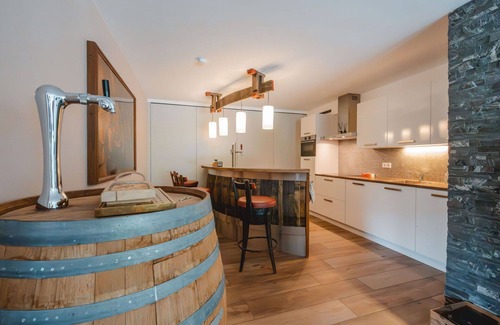 Saalbach-Hinterglemm Apartment | Lovely apartment for 8 guests with WIFI, TV, terrace and panoramic view