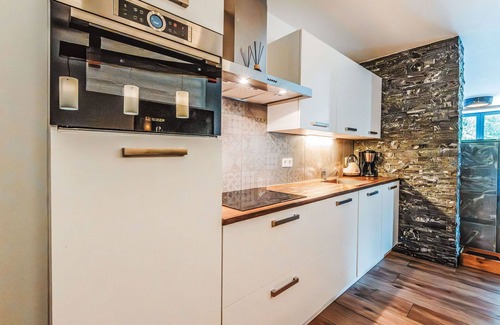 Saalbach-Hinterglemm Apartment | Lovely apartment for 8 guests with WIFI, TV, terrace and panoramic view