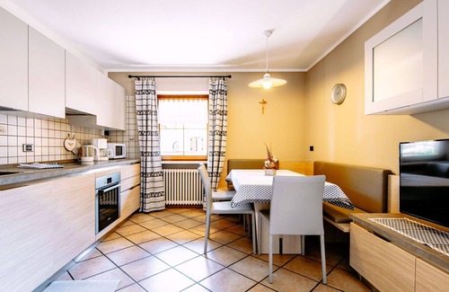 Soraga Apartment | Lovely apartment for 8 guests with WIFI, TV and balcony