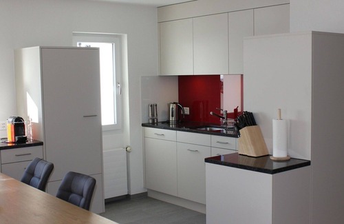 Grisons Apartment | Lovely apartment for 8 people with WIFI, TV and balcony