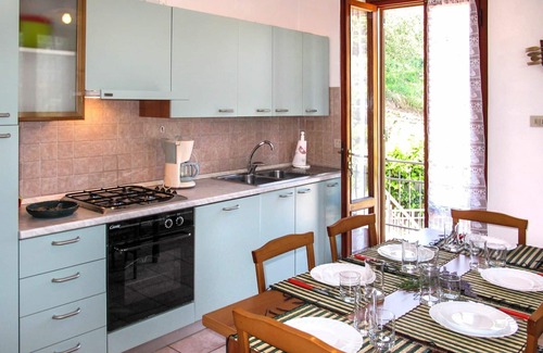 Santa Lucia Apartment | Lovely apartment for 10 guests with WIFI, TV and terrace