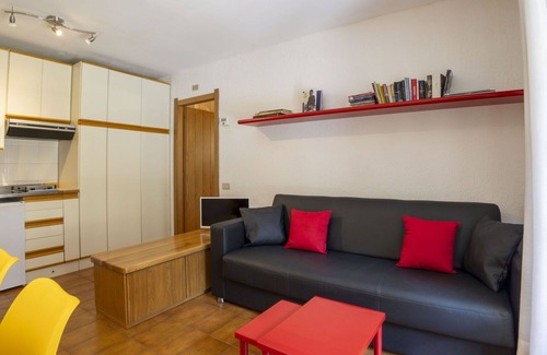 Madesimo Apartment | Lovely apartment for 3 guests with WIFI, TV and pets allowed
