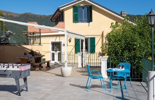 Valloria Apartment | Lovely apartment for 4 people with WIFI, pool, hot tub, TV, patio and parking