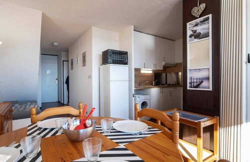 Saint-Hippolyte Apartment | Lovely apartment for 4 people with WIFI, pool, TV and terrace