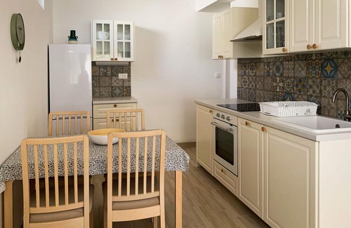 Cesarica Apartment | Lovely apartment in Cesarica with WiFi