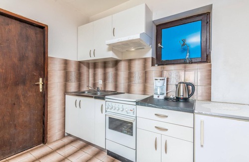 Stara Baska Apartment | Lovely apartment in Stara Baska