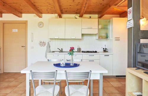 Consiglio di Rumo House | Lovely apartment in villa for 4 people with WIFI, A/C, TV, patio and pets allowed