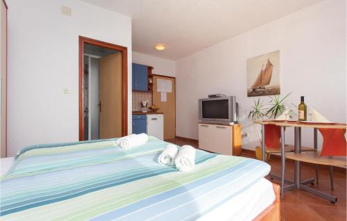 Kornic Apartment | Lovely Apartment In Kornic With Wifi