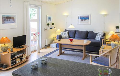 Dueodde Apartment | Lovely Apartment In Nexø With Sauna