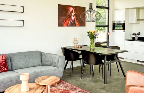 Enkhuizen House | Lovely apartment in villa for 4 people with WIFI, TV, terrace and parking