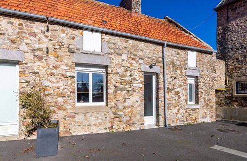 Pirou House | Lovely apartment in villa for 4 guests with WIFI and pets allowed