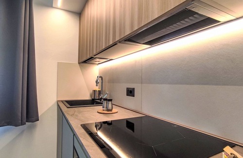 Commezzadura Apartment | Lovely apartment for 5 guests with WIFI, TV, patio and panoramic view