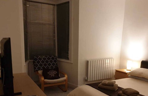 Leyton Apartment | Lovely apartment Leyton village