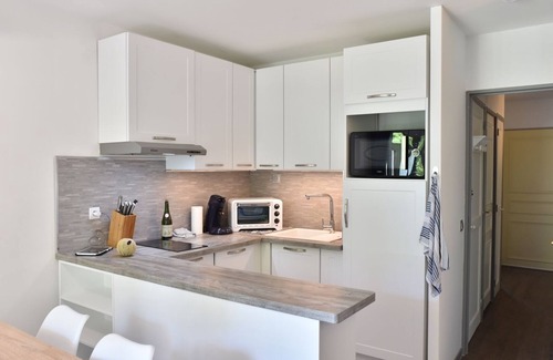 Deauville Apartment | LOVELY APARTMENT WITH TERRACE AND POOL VIEW WIFI FOR 6 PEOPLE