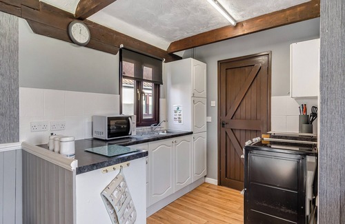 Colchester Apartment | Lovely barn in a beautiful setting with swimming pool.