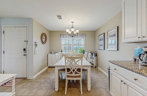 Ocean View Condo | Lovely Bethany Bay Condo w/Balcony Water Views, W/D, Shared Pool, WiFi, & AC