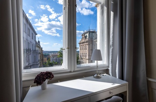 Prague 2 Apartment | Lovely city view apartment next to National Museum by eaysBNB