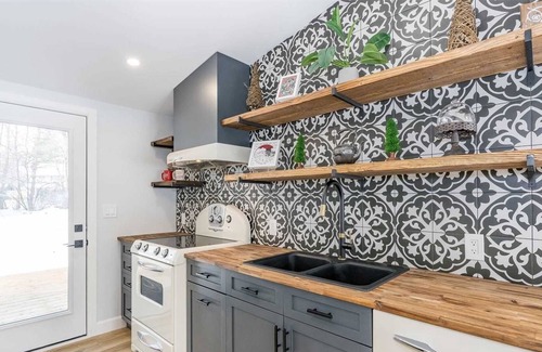 Cumberland Beach House | Lovely Cottage near Sandy Beach