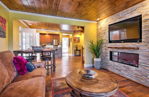 Swannanoa Cottage | Lovely Cottage w/Sauna & Fire Pit Near Asheville!